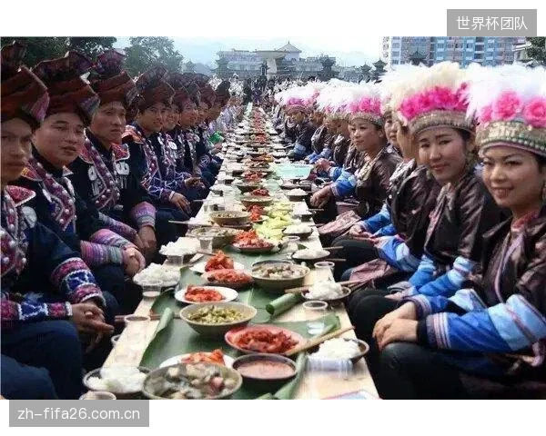 贵州“村超”决赛周，一份“观赛+梯田抓鱼+侗寨长桌宴”的深度体验套餐如何激活百亿级乡村消费市场？